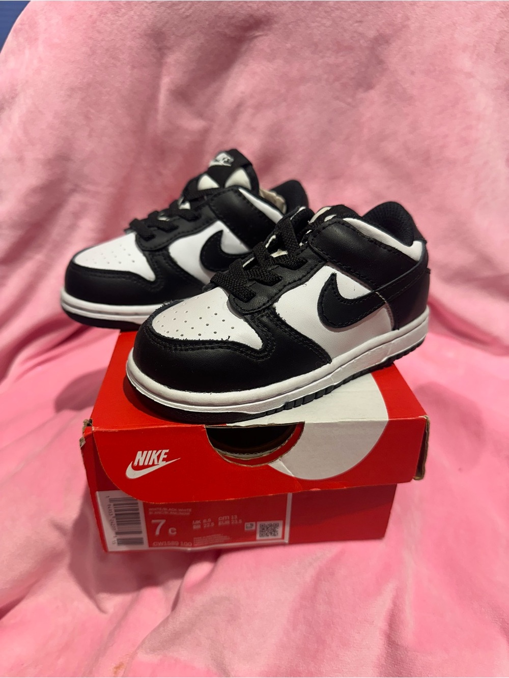 Nike Kids Black and White Low-Top Sneakers